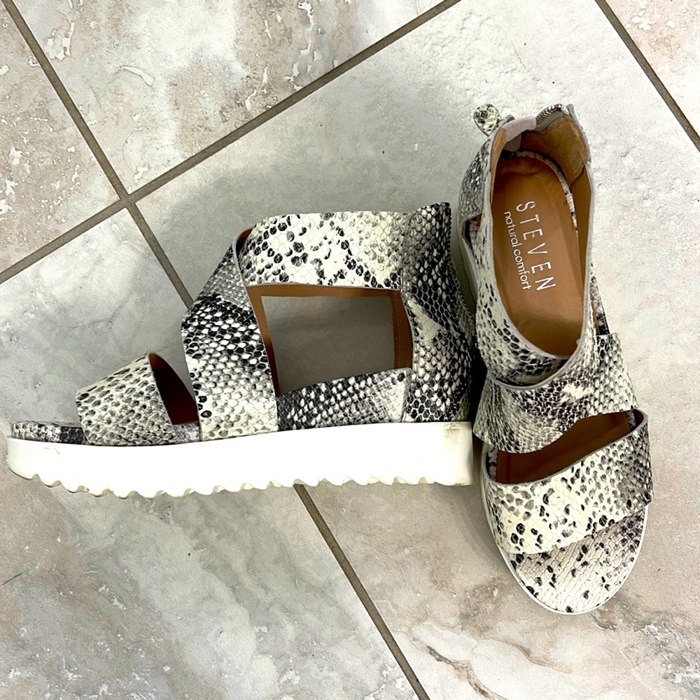 Steven Madden snakeprint sandals